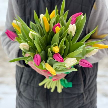 Букет из разноцветных тюльпанов - заказать с доставкой в по Высокому Колоку