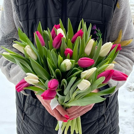 Букет из белых ирозовых тюльпанов - купить с доставкой в по Высокому Колоку